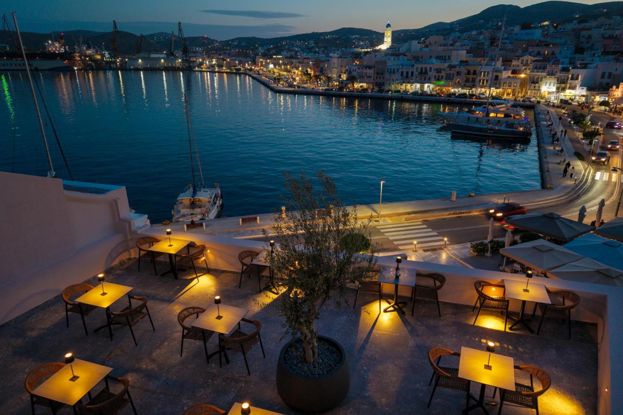 Eclectic Syros Bed and Breakfast Ermoupoli Exteriör bild