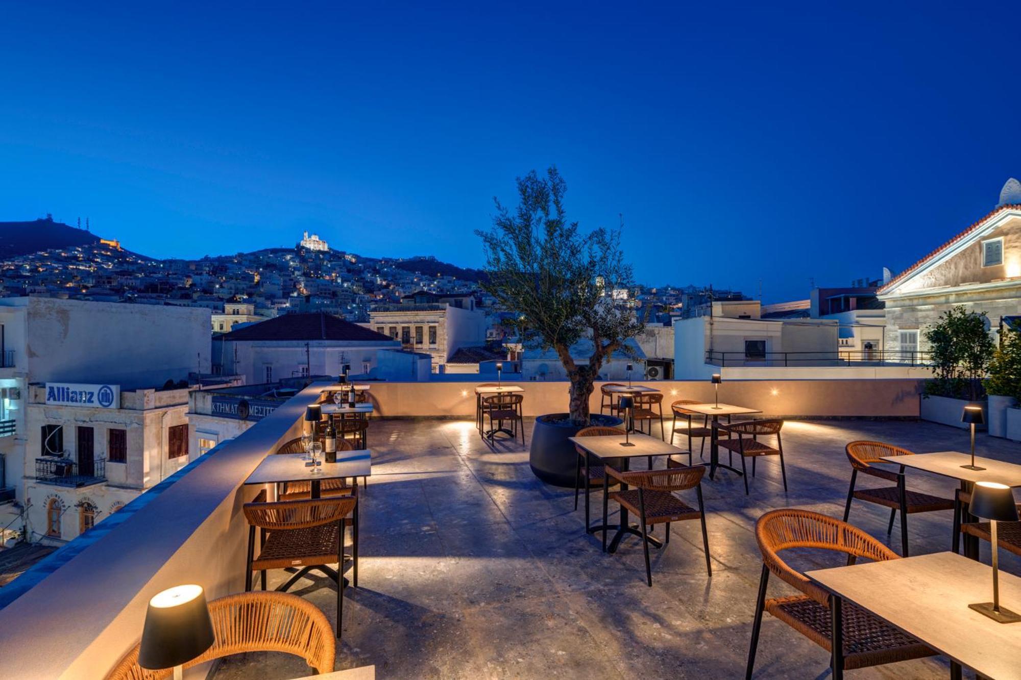 Eclectic Syros Bed and Breakfast Ermoupoli Exteriör bild